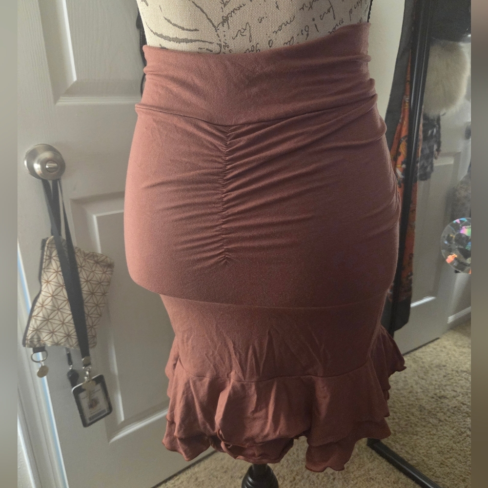 Eden Cinch Mini Ruffle Skirt - Picture 9 of 11